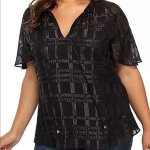 ⭐️⭐️NWT⭐️⭐️Metallic plaid shimmers across this blouse by MICHAEL KORS